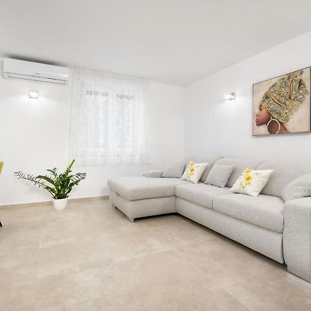 Apartment Amadeo Split Exteriör bild