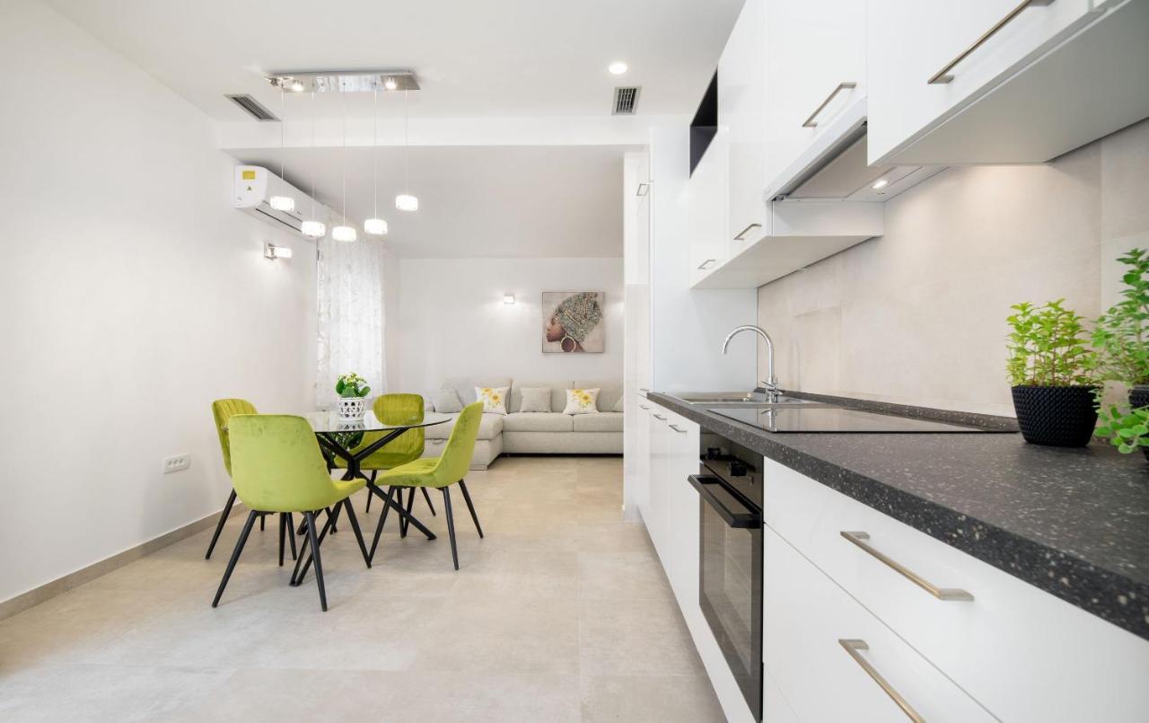 Apartment Amadeo Split Exteriör bild