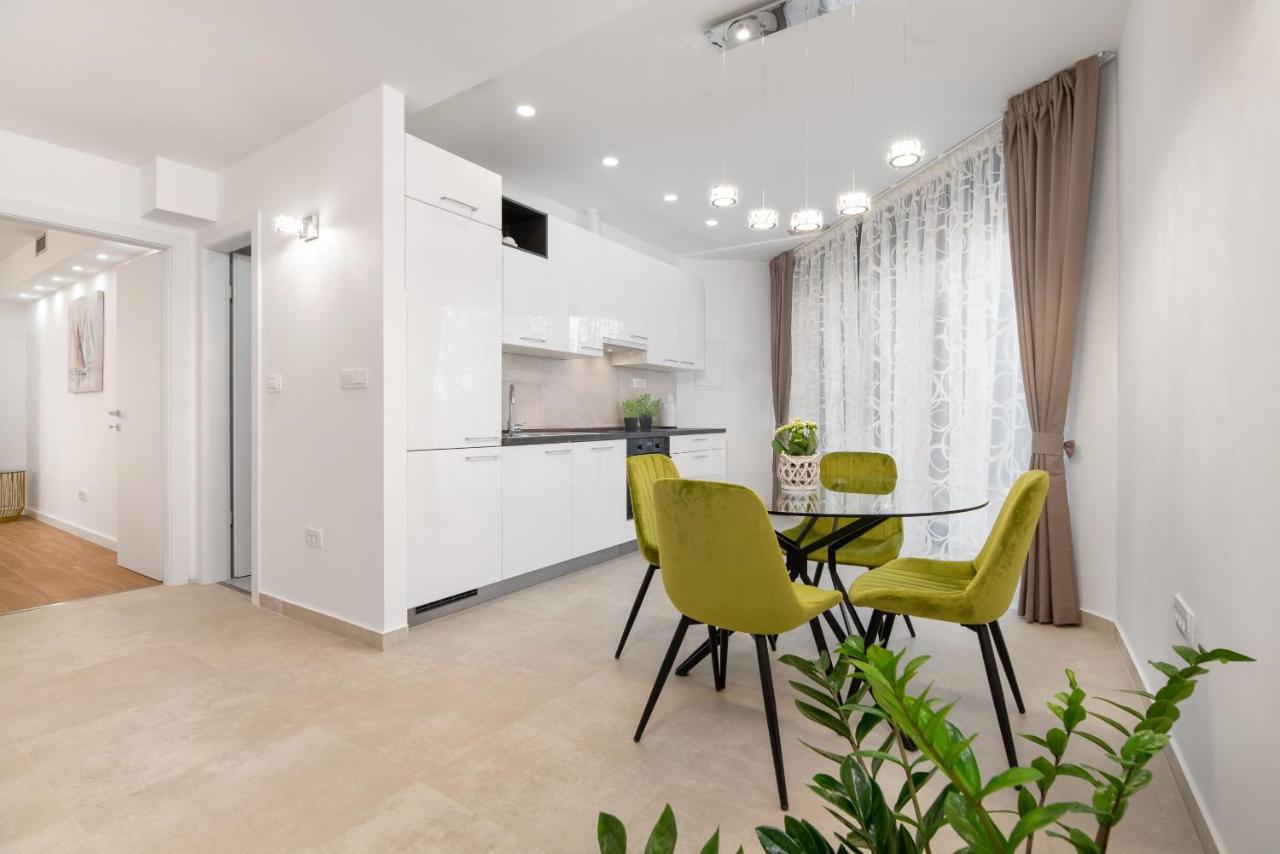 Apartment Amadeo Split Exteriör bild